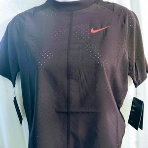 🆕 Nike  Black Crop Top,XS. Final Price